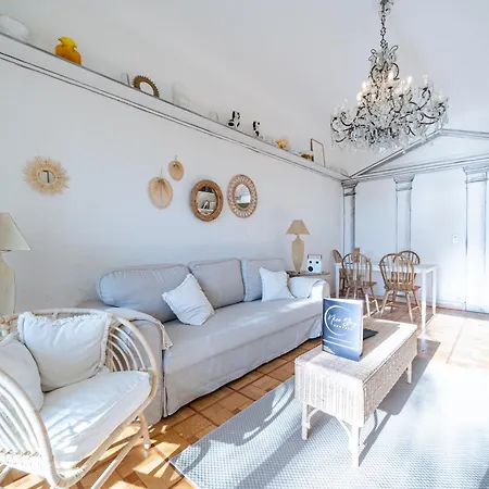 Promenade Des - 2 - Jardin Apartment *